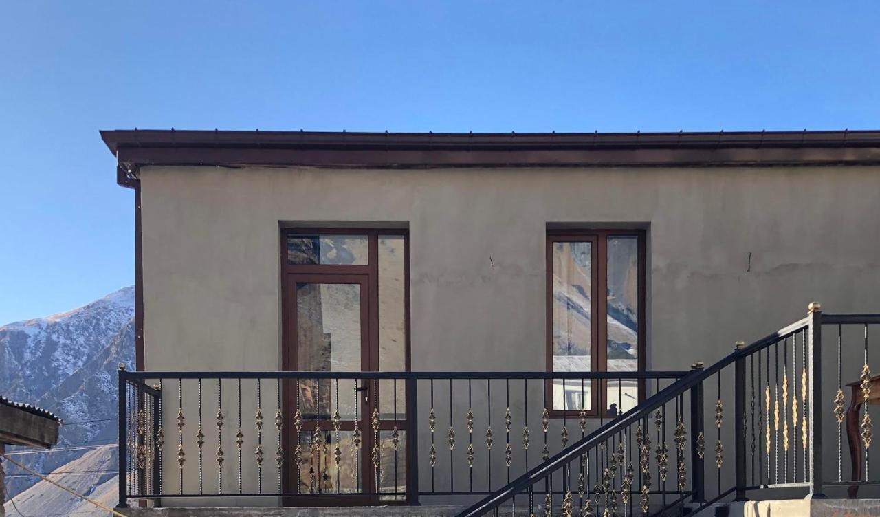 Wander Kazbegi Hotel Exterior foto