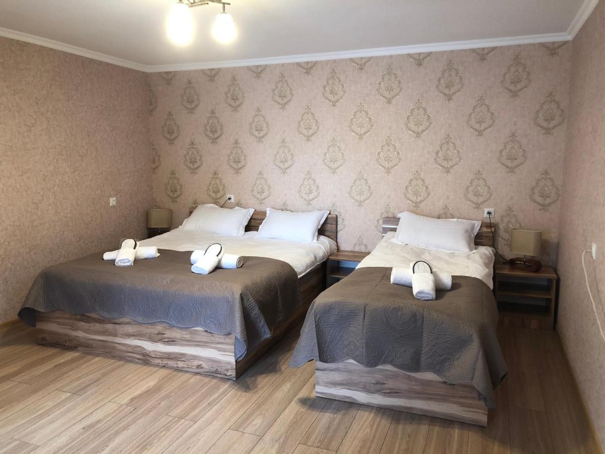 Wander Kazbegi Hotel Exterior foto